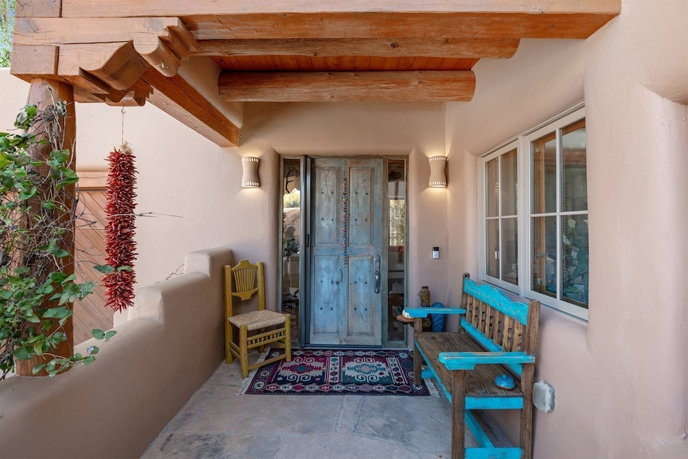 La Joya Spacious and Historic Downtown Jewel - photo 38