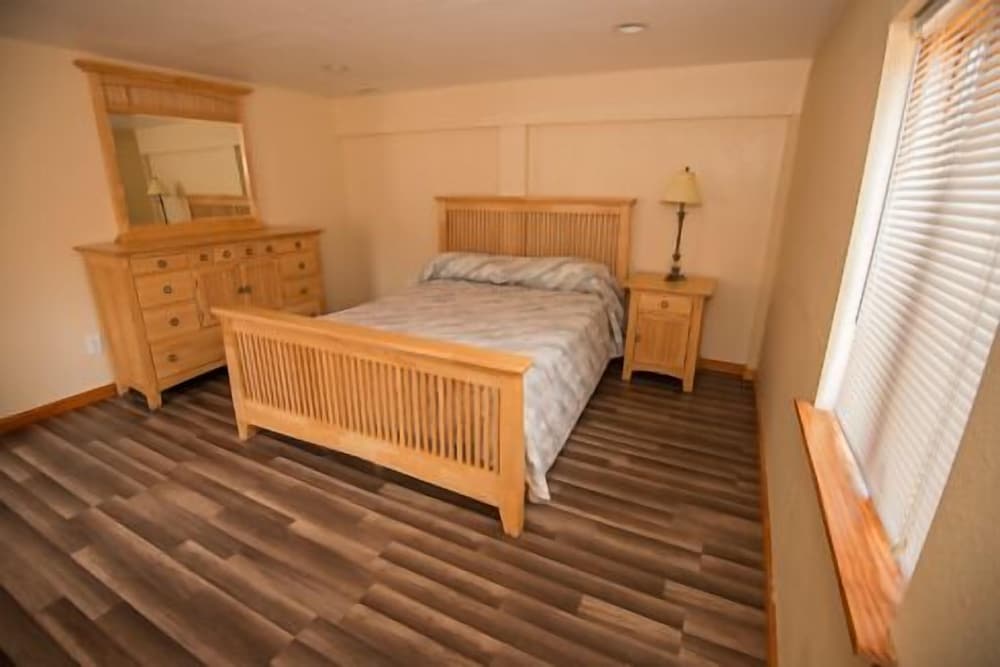 Avon Cottages - photo 5