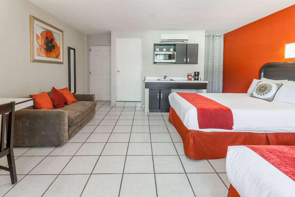 Guest room