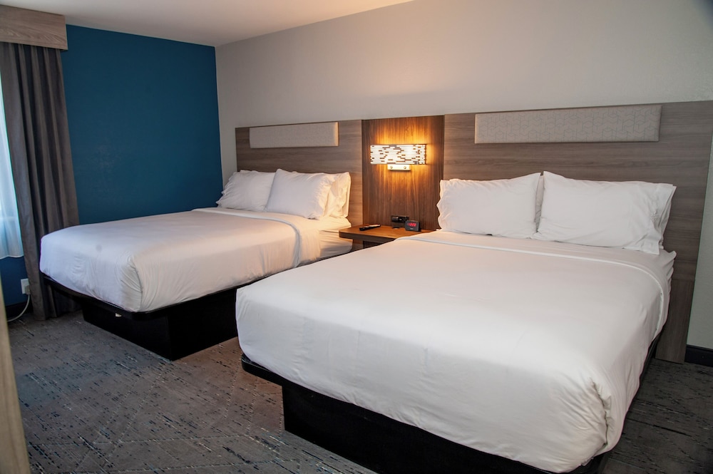 Holiday Inn Express Airport Tucson by IHG - photo 37