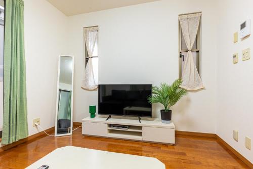 Go Nishi shinjuku Shinjuku Newly renovated 4LDK House — 4-Star Luxury Hotel in Tokyo, Japan
