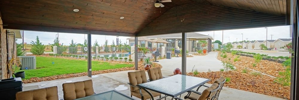 Eagle Inn & Suites - photo 15