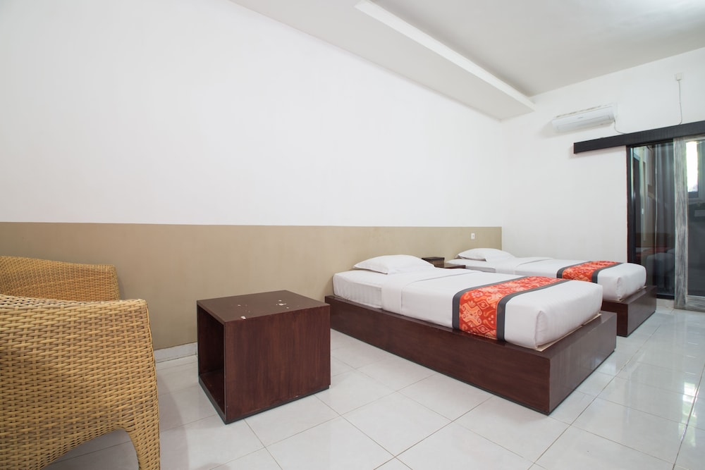 Adikara Renon — Denpasar — photo 4