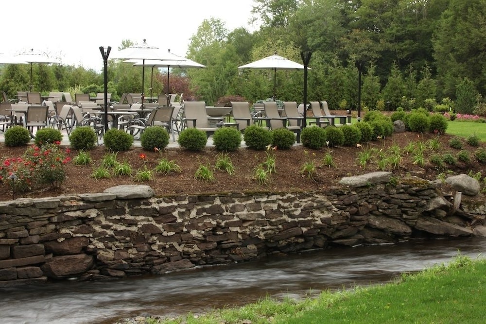 The Beaumont Inn - photo 41