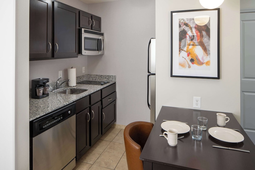 Homewood Suites by Hilton Huntsville Downtown AL - photo 10
