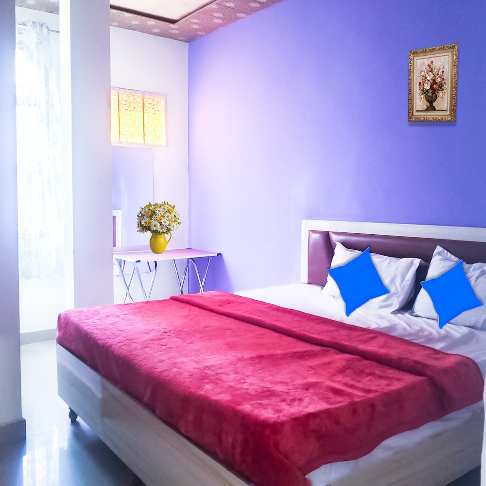 Roomshala 021 Hotel Joyous Inn in Ghaziabad, India