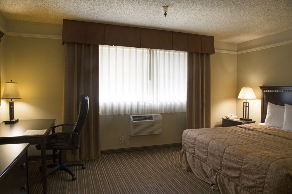 Travelodge La Mesa - photo 21