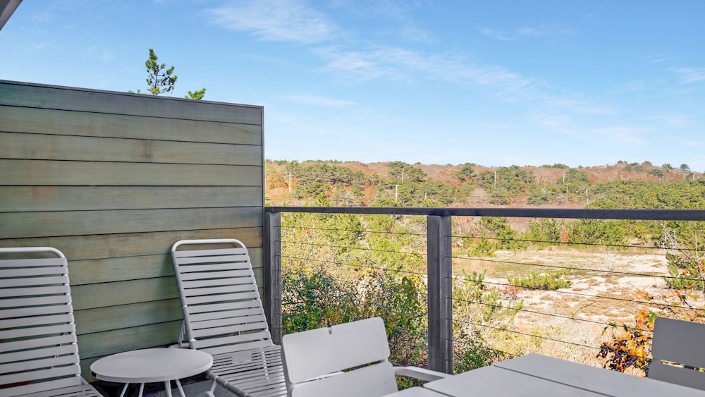 Driftwood Resort - photo 211