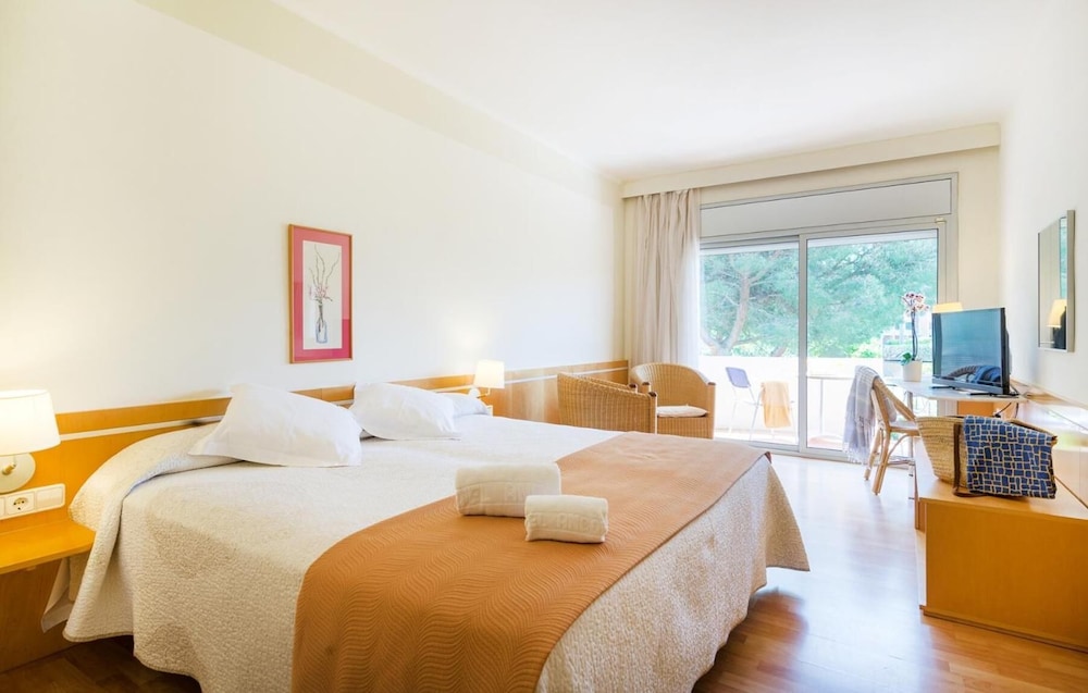 Hotel Ancora - carbon neutral hotel in Palamos