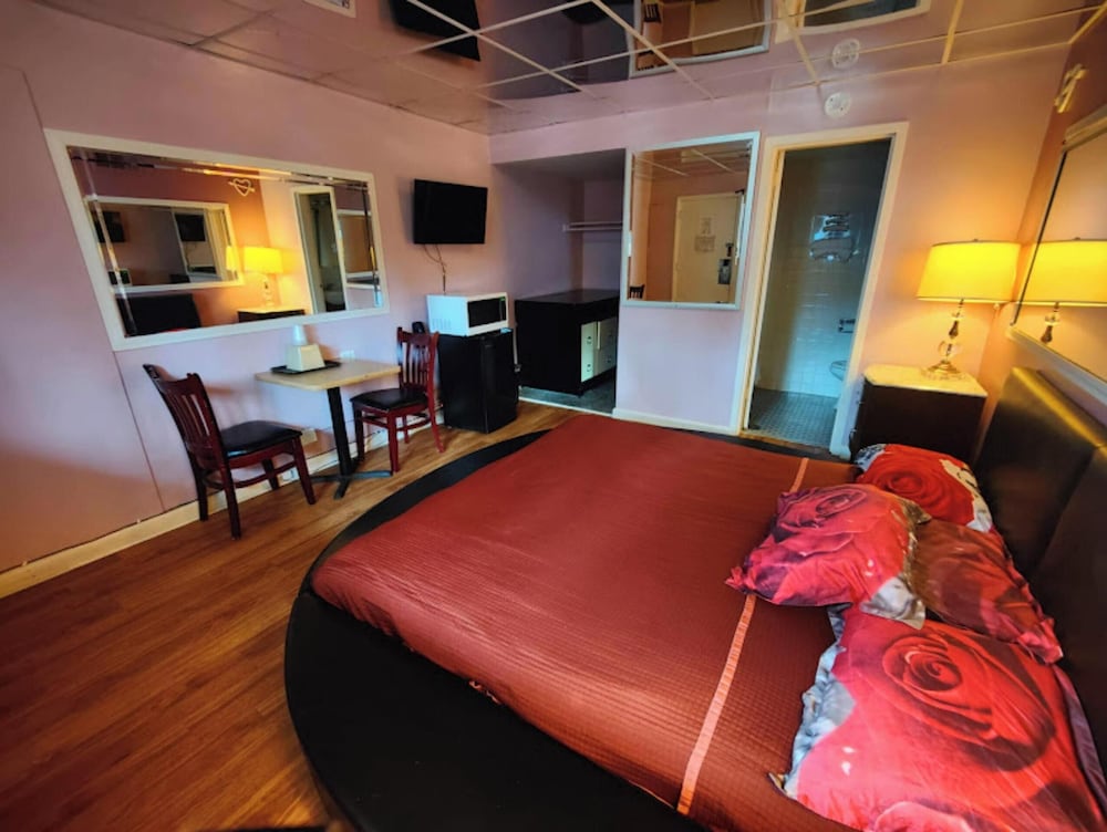 Motel Edgebrook Chicago North Shore by OYO - photo 20