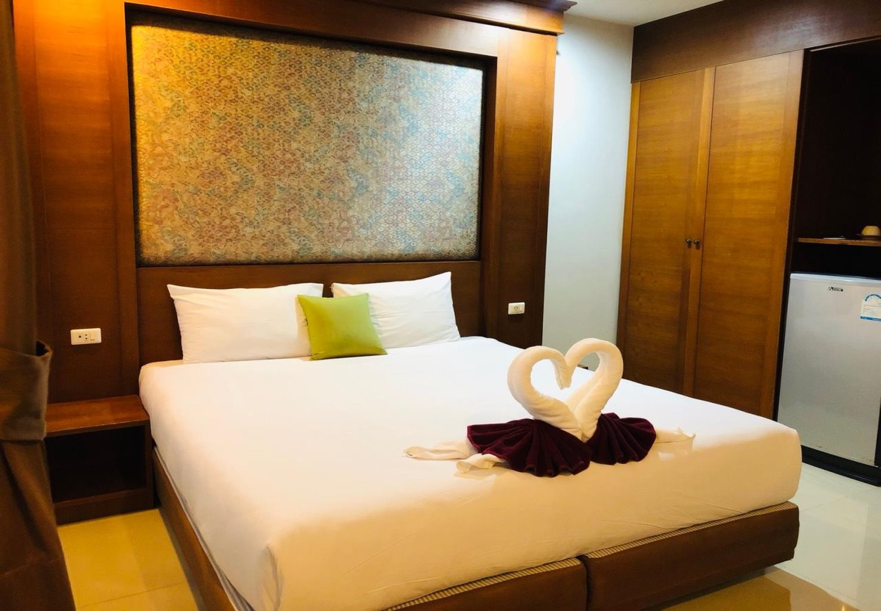 Chollada Inn - carbon neutral hotel in Phuket