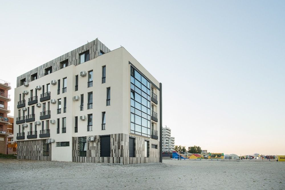 Beach Rooms in Constanta, Romania