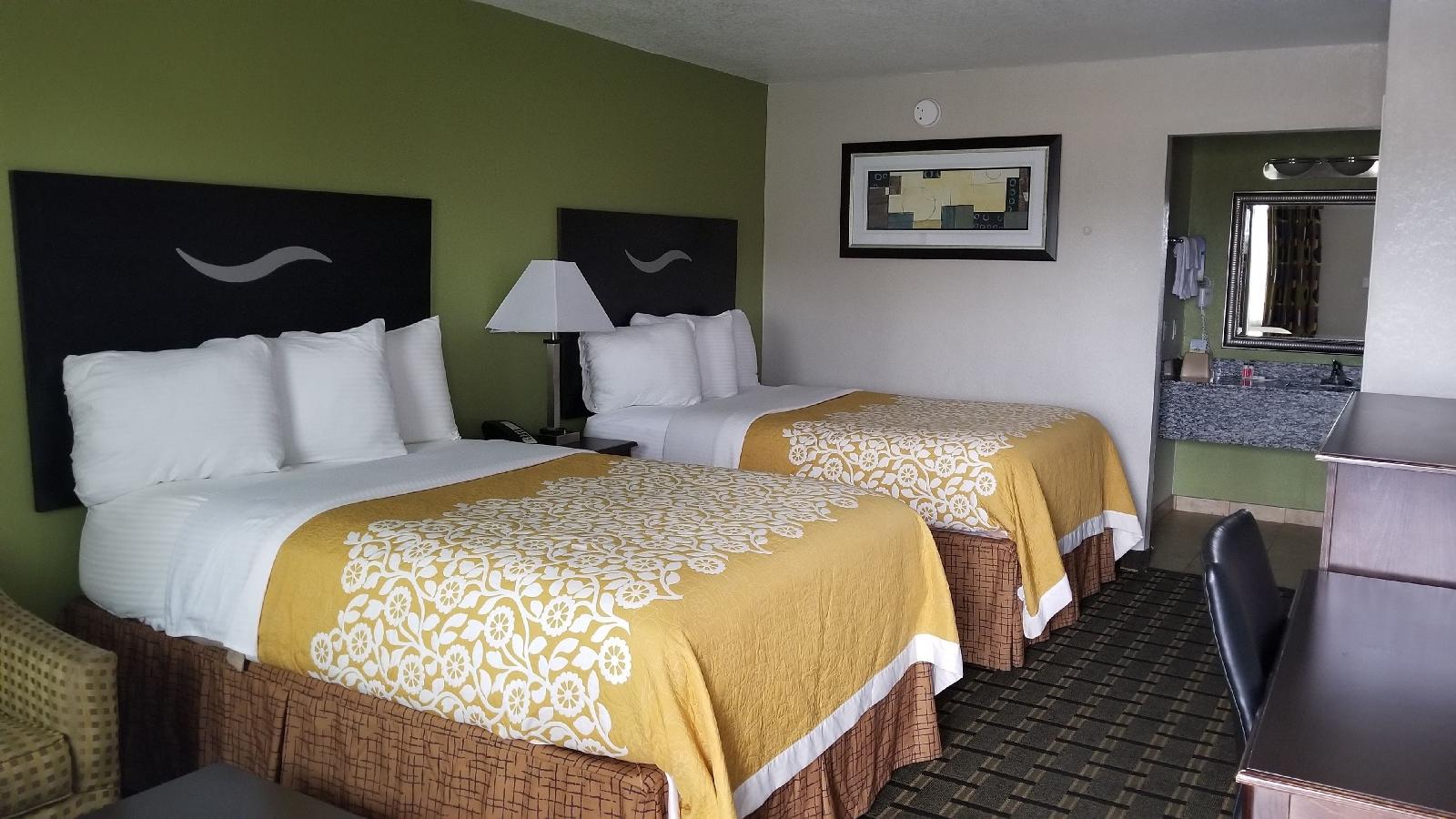 Days Inn by Wyndham West Memphis - photo 14