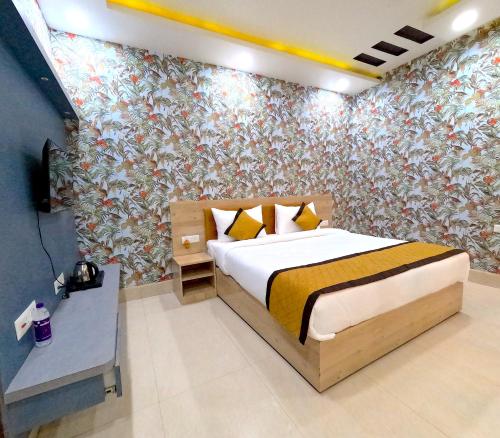 The Mantra A Luxury Boutique Hotel — hotel near Jay Prakash Narayan Airport