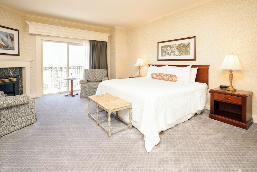 Fairhaven Village Inn - photo 42
