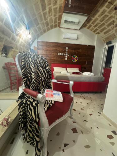 Rebel Suite Cross — 4-Star Luxury Hotel in Gravina In Puglia, Italy