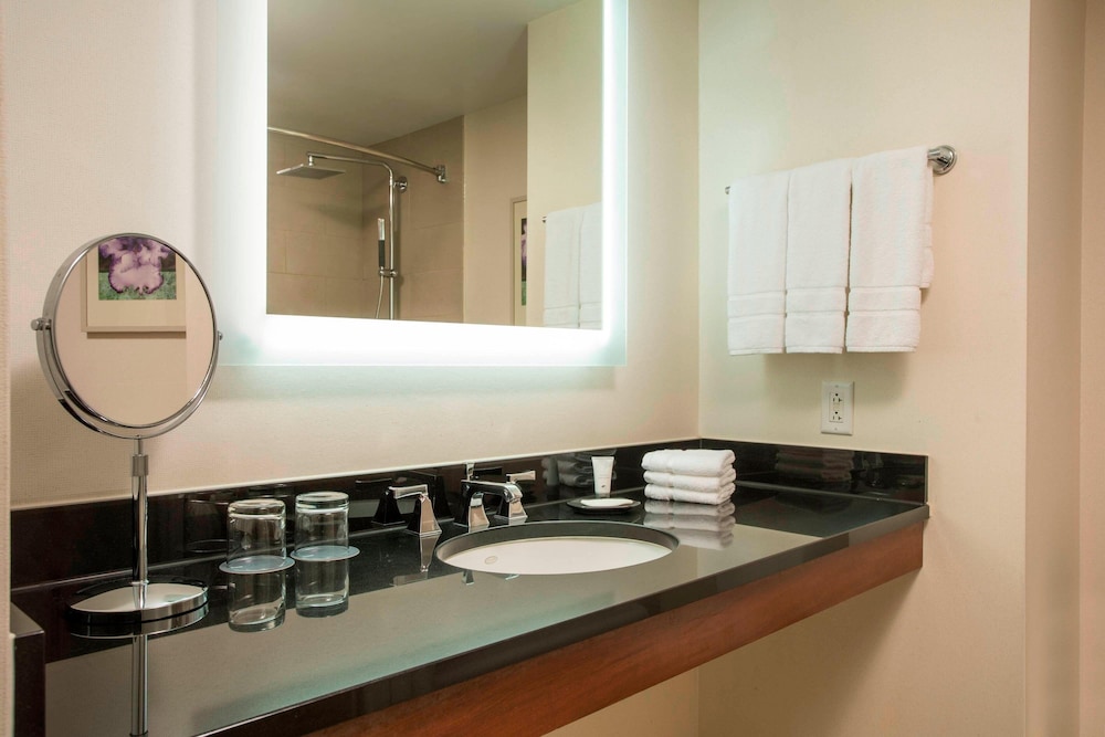 The Westin Boston Seaport District - photo 26
