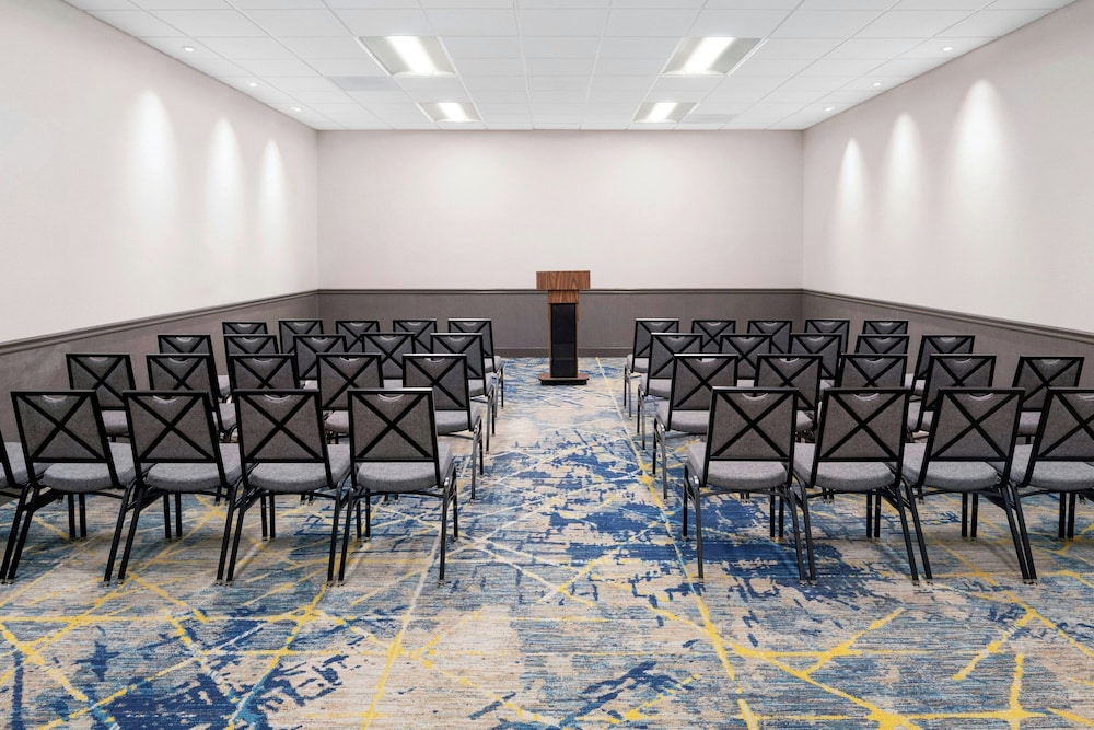 Delta Hotels by Marriott Santa Clara - photo 39