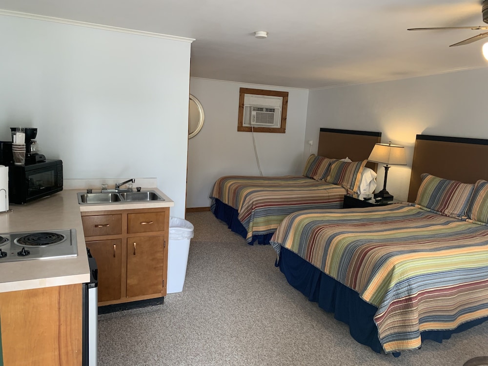 Maple Lane Empire in Empire, United States