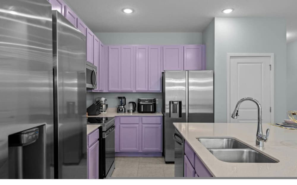 NEW Home 8 Bedrooms At Bella Vida Resort - photo 16