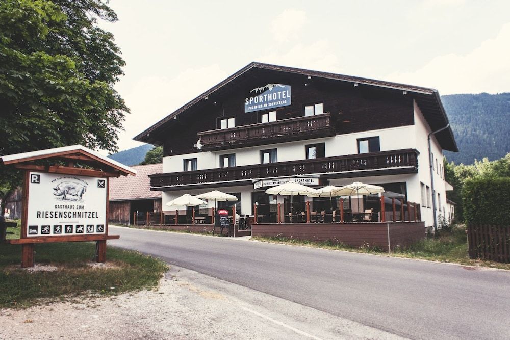 Sporthotel Puchberg am Schneeberg — hotel in Puchberg Am Schneeberg