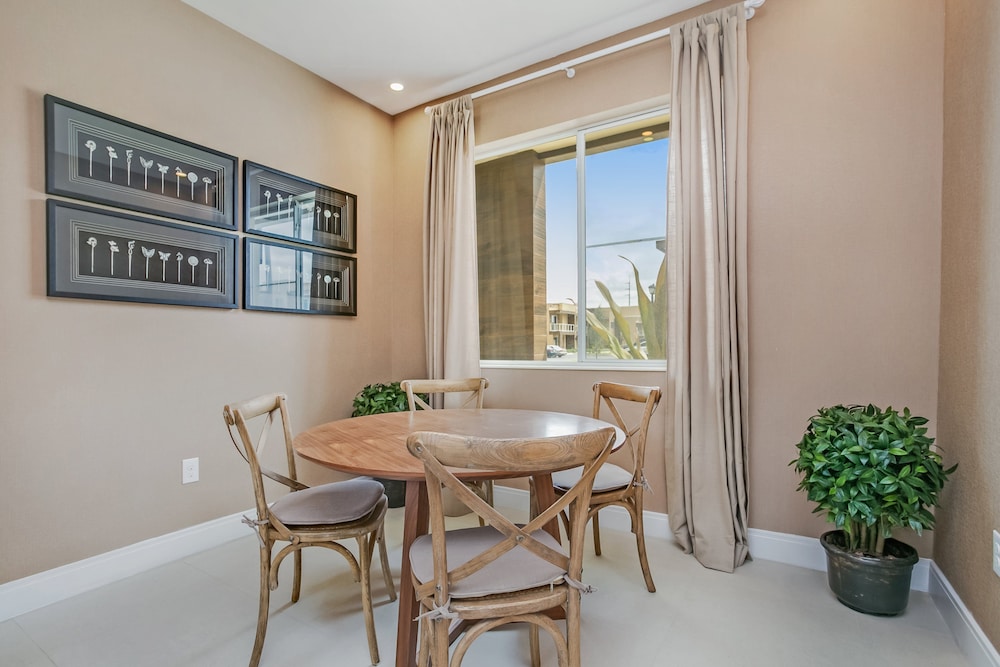 Modern Magic Village Resort Townhome - photo 3