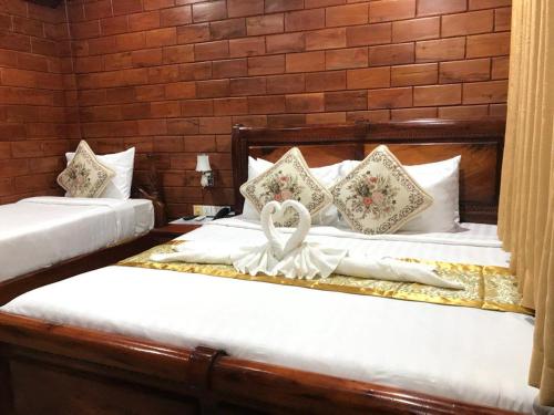 Hong Pep Hotel — 4-Star Luxury Hotel in Battambang, Cambodia