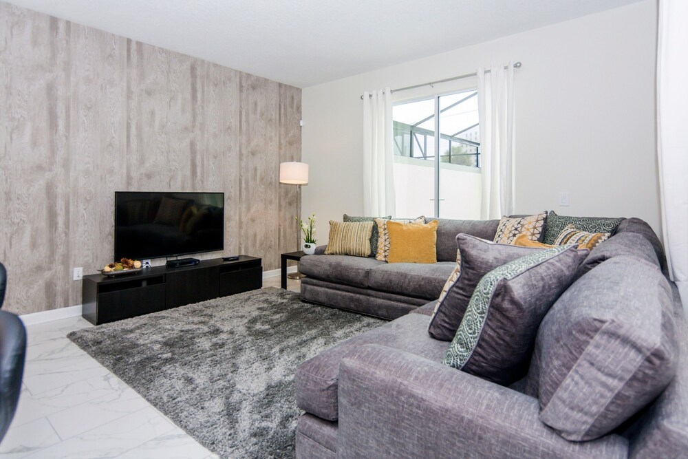 5 Bedrooms 4 Bathrooms Storey Lake 2373 Rt - photo 17