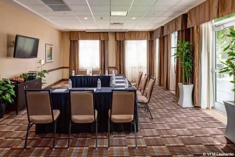 Best Western Plus Charleston Downtown Hotel - photo 12