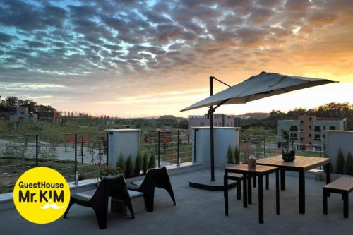 Incheon Airport Mr Kim Guest House — 4-Star Luxury Hotel in Incheon, South Korea
