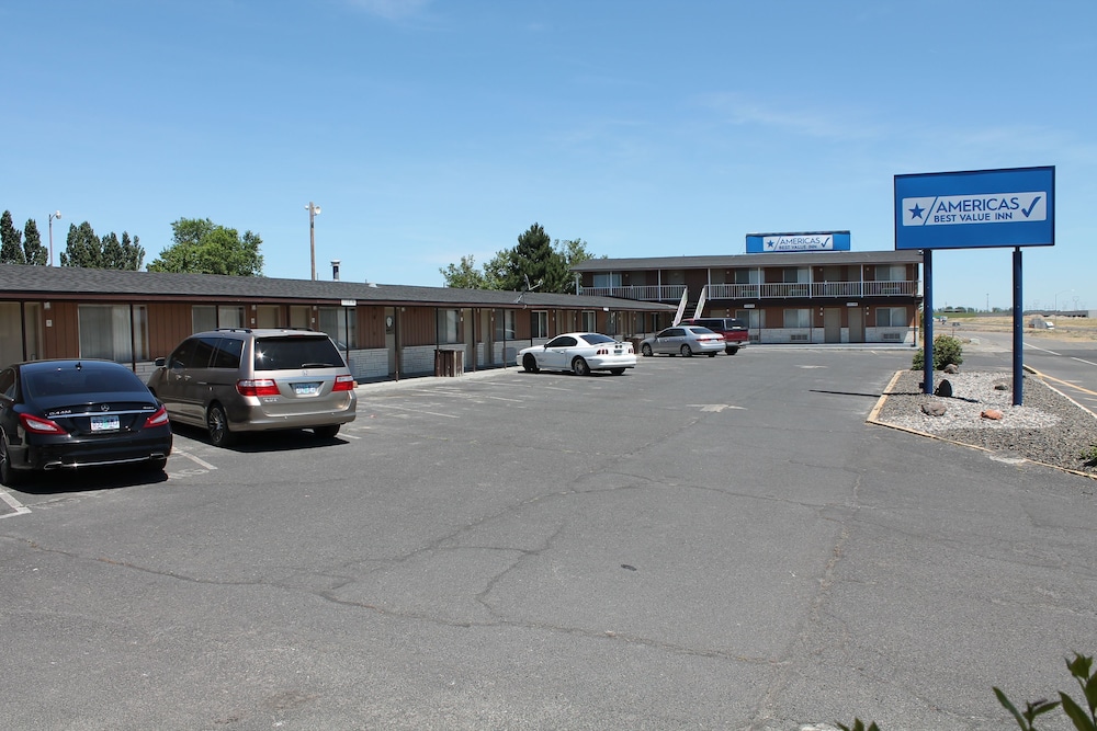 Americas Best Value Inn Boardman - photo 19