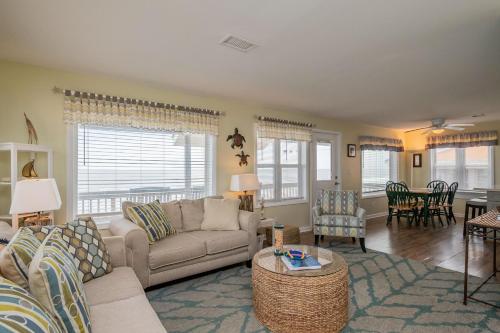 10 Conch Too by Oak Island Accommodations - photo 20