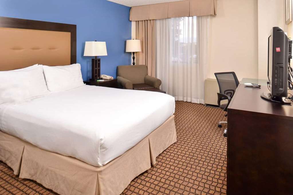 Ramada Plaza Sheridan Hotel & Convention Center - photo 17