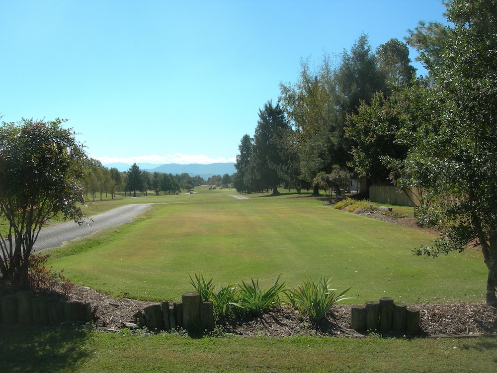 Baneberry Golf and Resort - photo 13