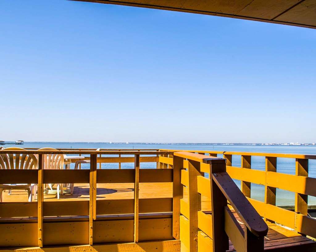 Quality Inn & Suites Gulf Breeze Bayside near Pensacola Beach - photo 9