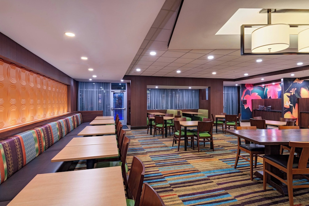 Fairfield Inn & Suites by Marriott Houston Richmond - photo 23