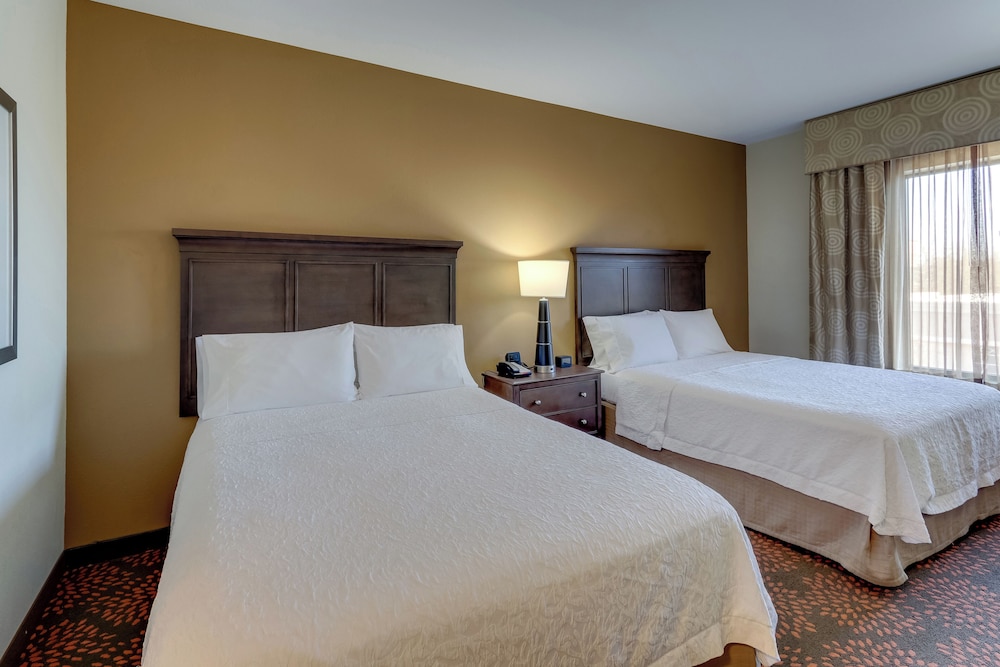 Hampton Inn & Suites Hartsville - photo 8