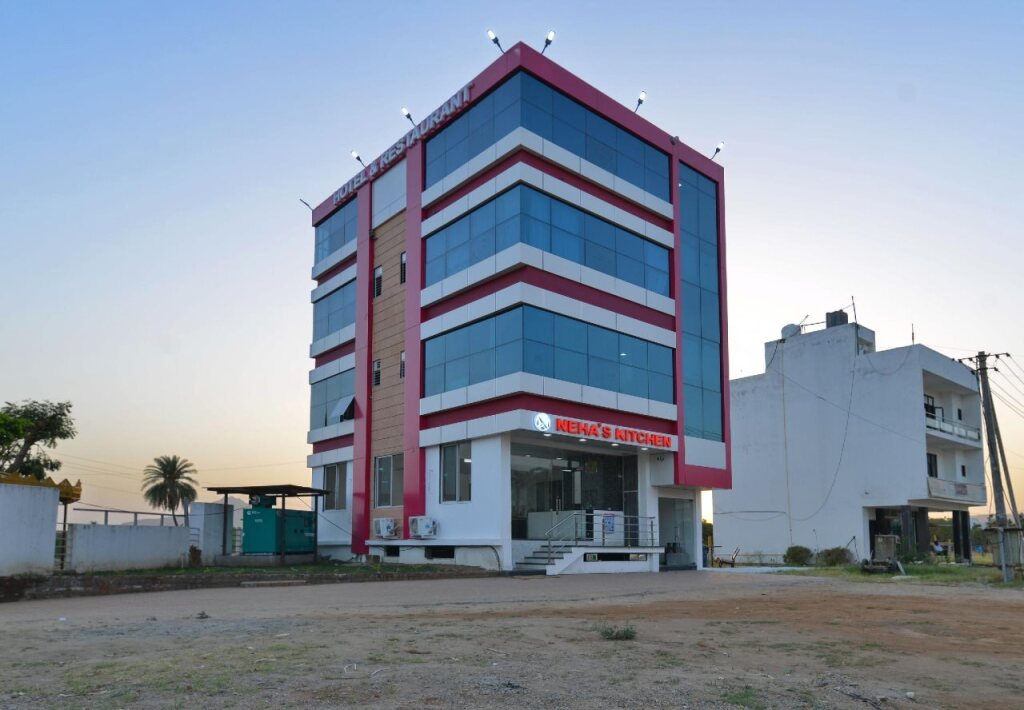 Nehas Kitchen & Highway Inn - last minute hotel in Udaipur