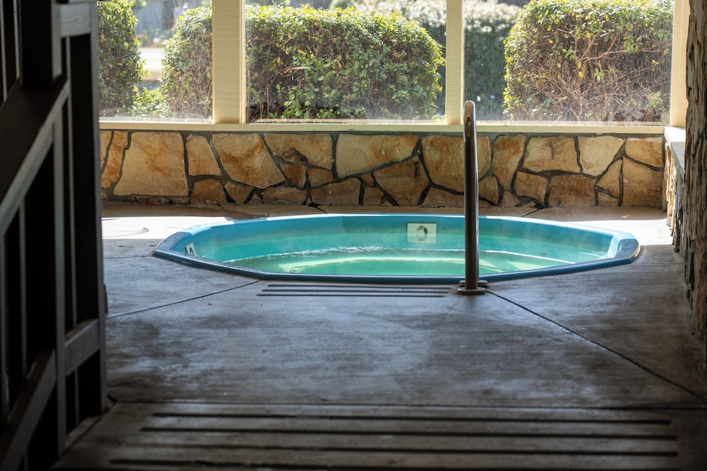 Silver Surf Motel - photo 83