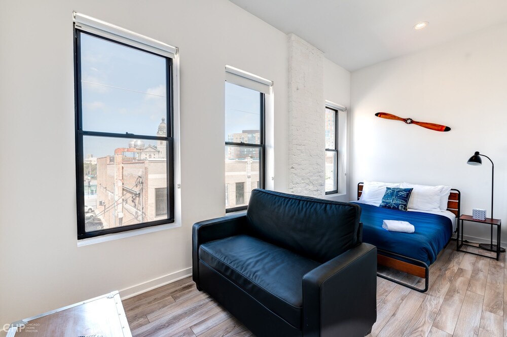 Spa Baths In unit Laundry And Full Modern Kitchen So Much More Than An Average Hotel Room 747 Lofts Cabin 302 by RedAwning - photo 5
