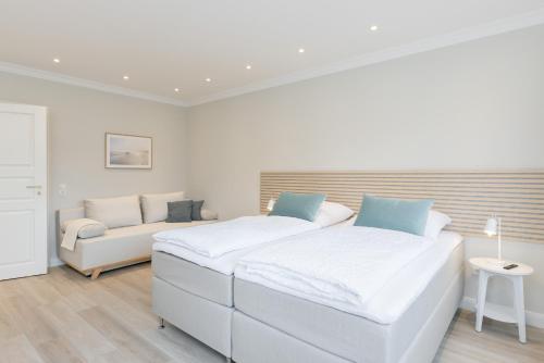 Ostsee Villa 1 Wicheldorfstr 72 Feriendomizil Hollich — 4-Star Luxury Hotel in Gromitz, Germany