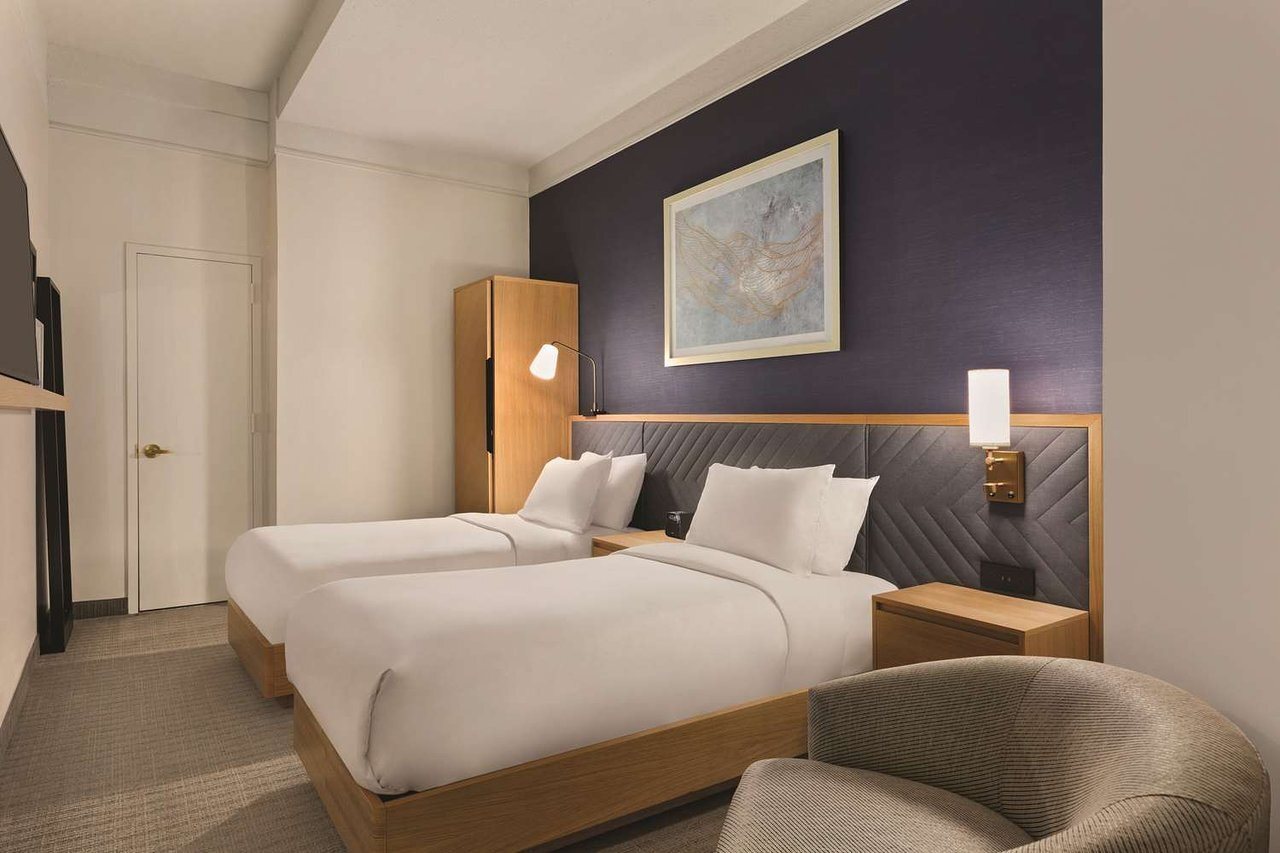 Radisson Hotel New York Wall Street - photo 17