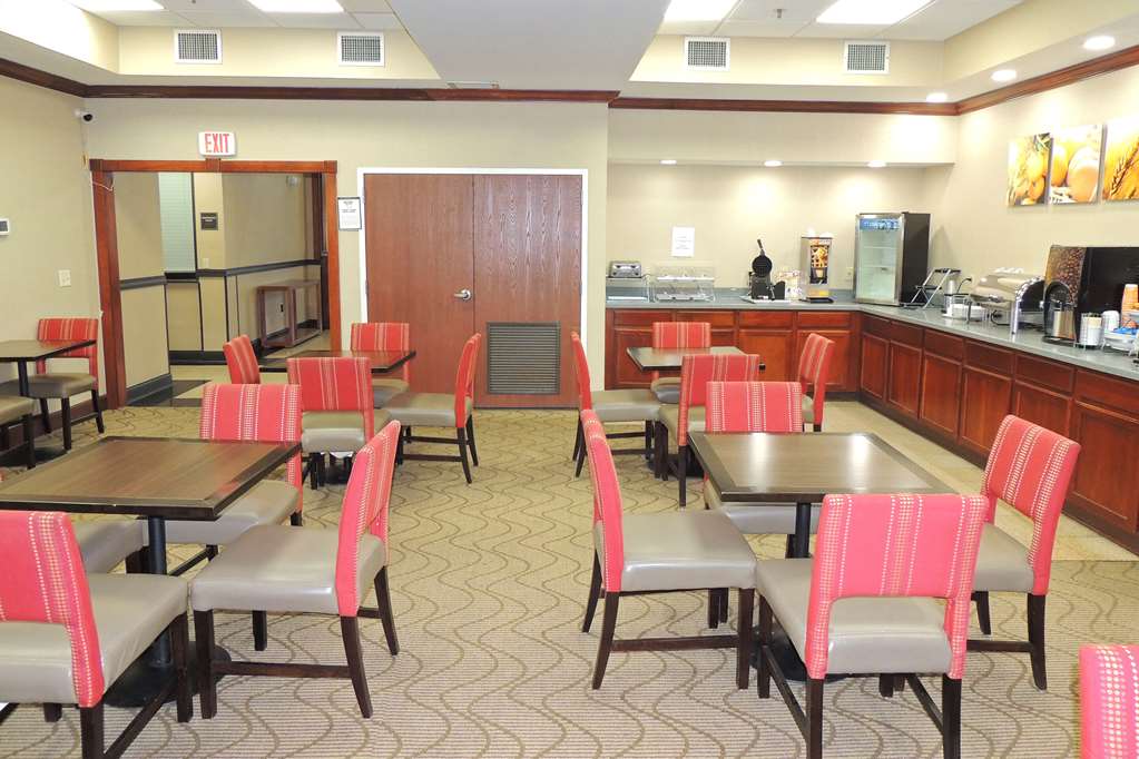 Comfort Suites Twinsburg - photo 47
