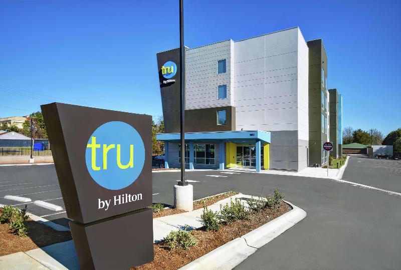 Tru By Hilton Burlington - photo 3
