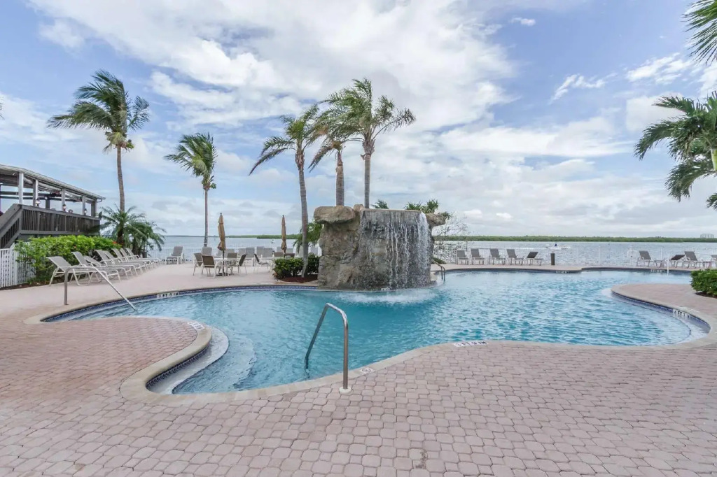Lovers Key Resort 901 - photo 6