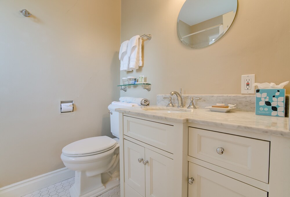 Sandpiper Inn - photo 22