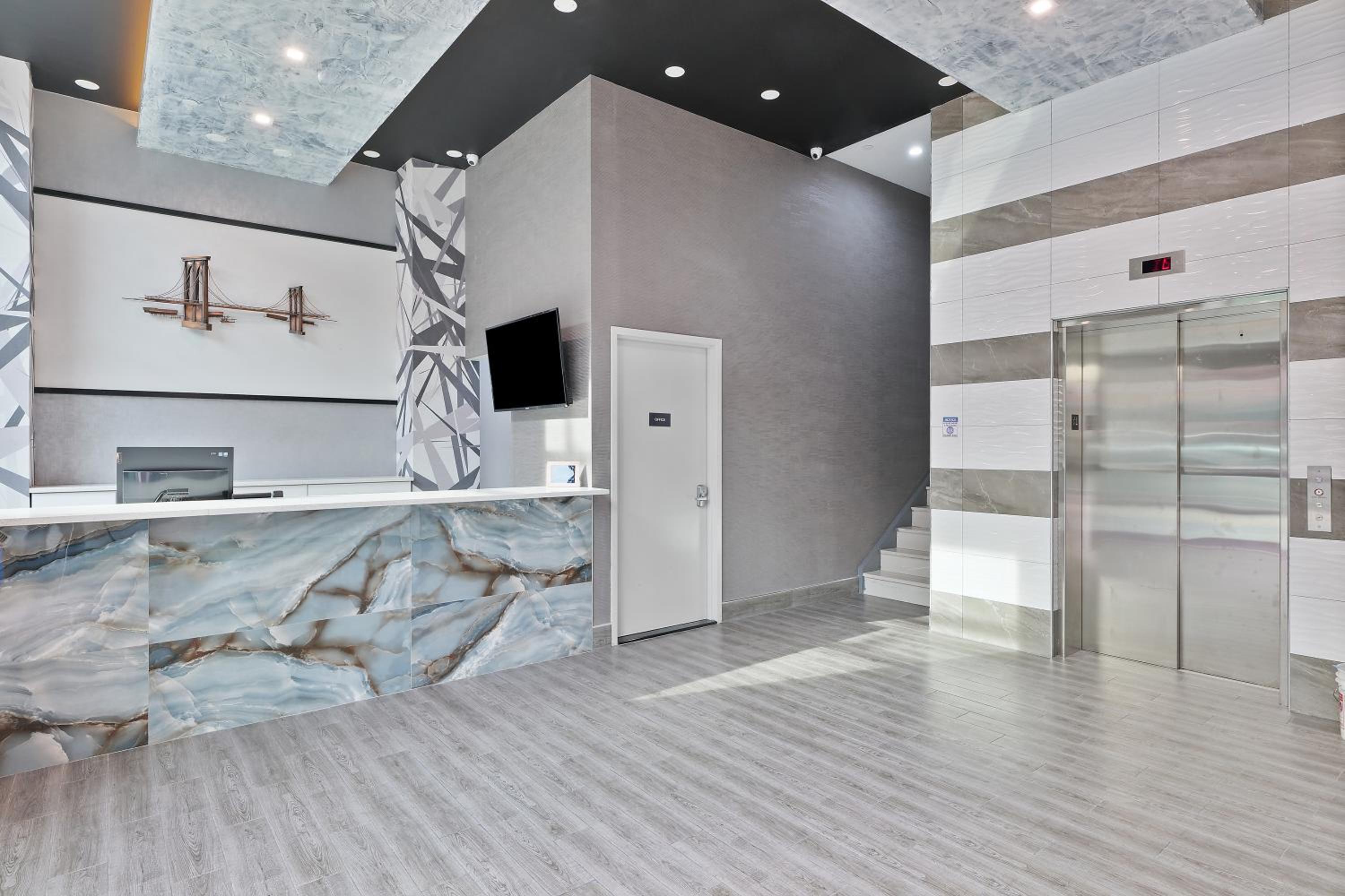 Casa Blanca Hotel Brooklyn - photo 58