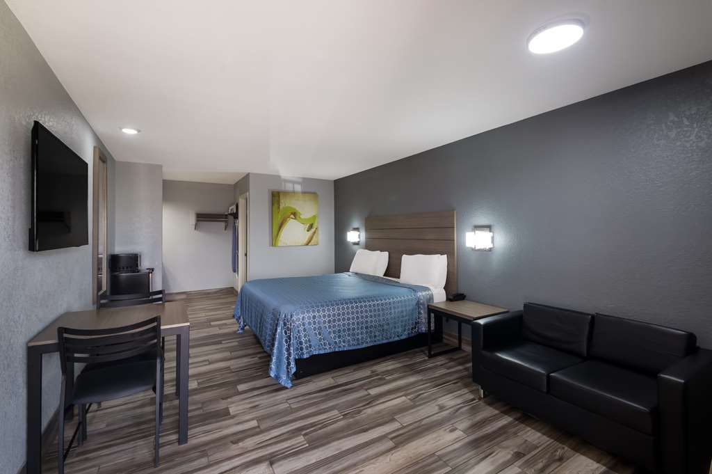 Americas Best Value Inn Buda Austin S - photo 17