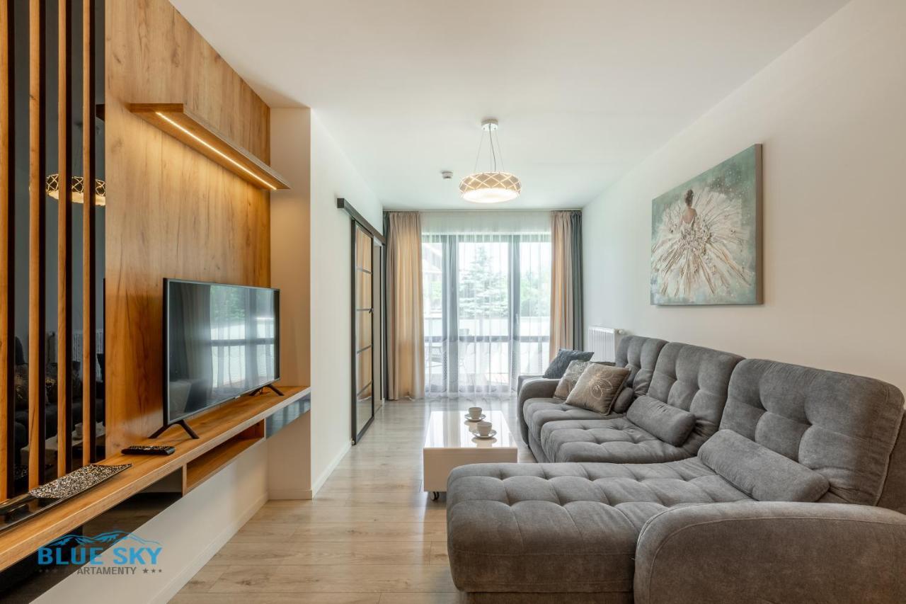 Apartamenty BlueSky Karkonoska 13 z widokiem na góry blisko szlaków i wyciągów w zielonej okolicy — 4-Star Luxury Hotel in Karpacz, Poland