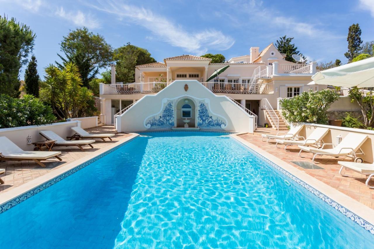 Top Cliff Villa with Ocean View And Pool at Stunning Cliffs — 4-Star Luxury Hotel in Luz, Portugal